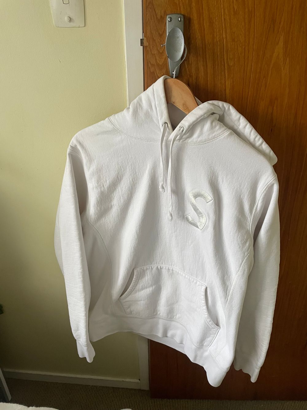 S Hoodie white
