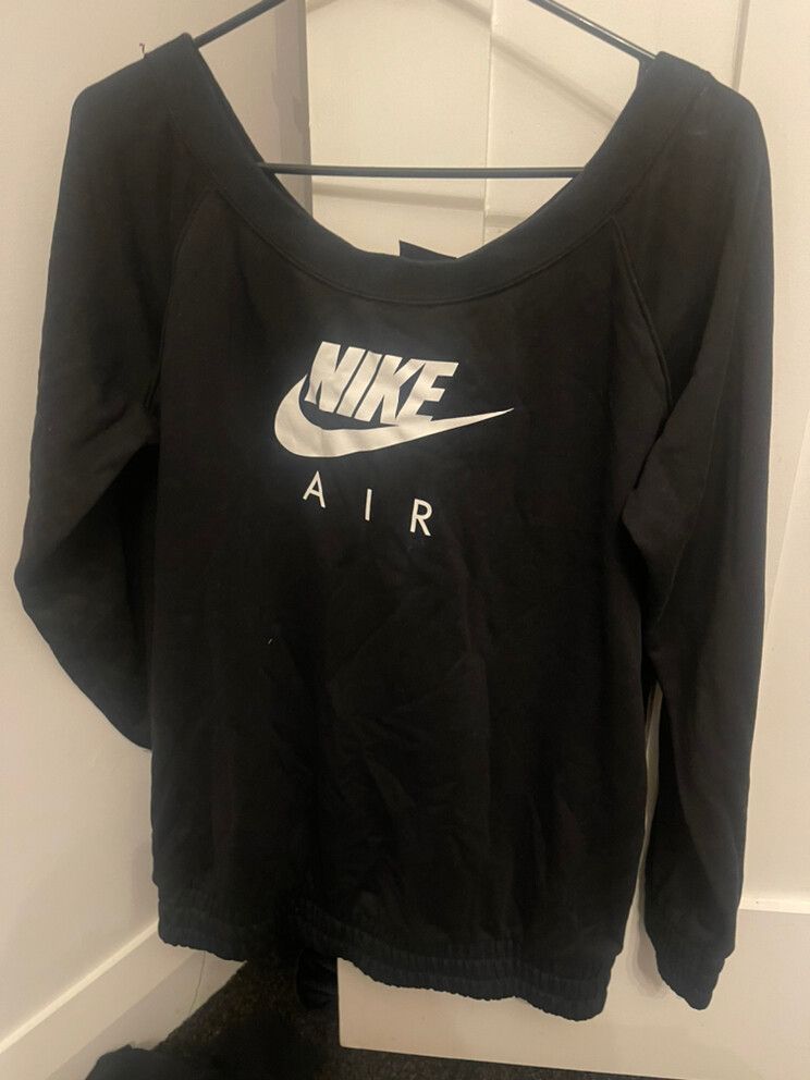 nike cold shoulder top