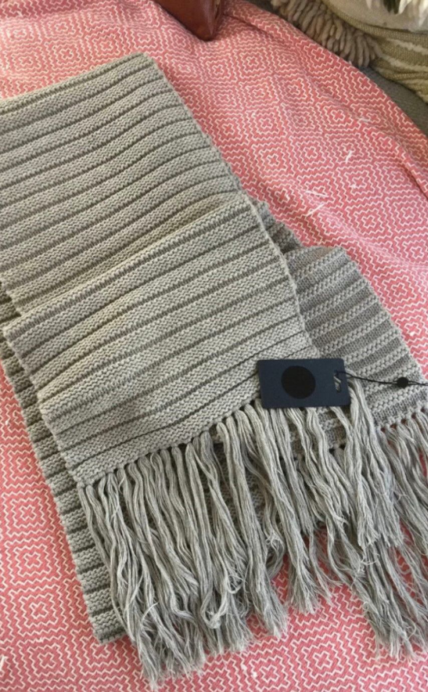 Bassike Cotton/Merino Chunky Scarf – Grey Fringe Knit (NWT)
