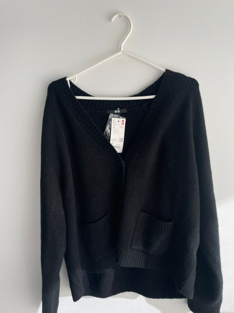 Uniqlo Cardigan