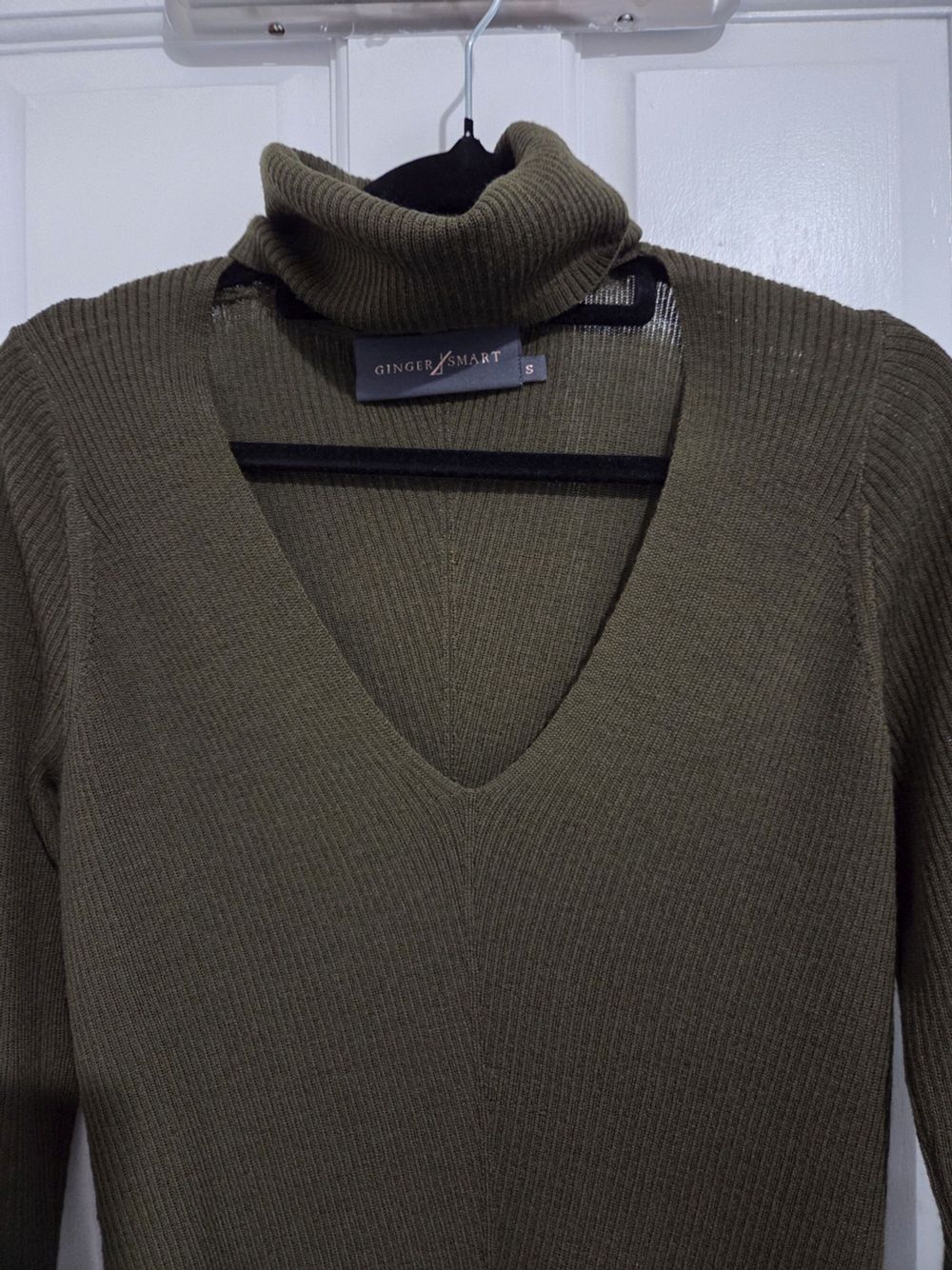 Dimension Knit Turtleneck Olive S