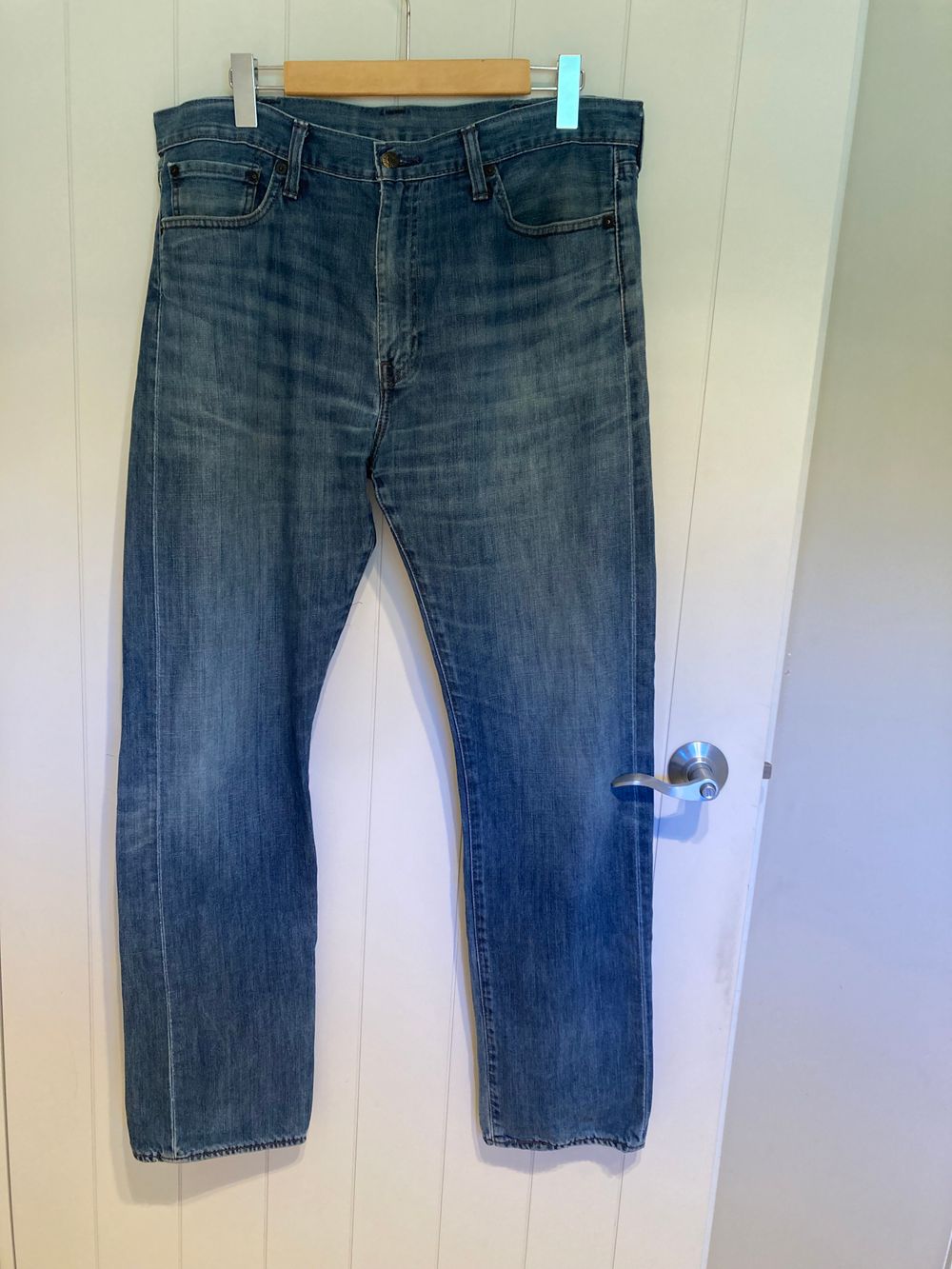 LEVIS no 513 - MENS SLIM JEANS - 100% COTTON/AGED BLUE - SIZE W 38 L 34