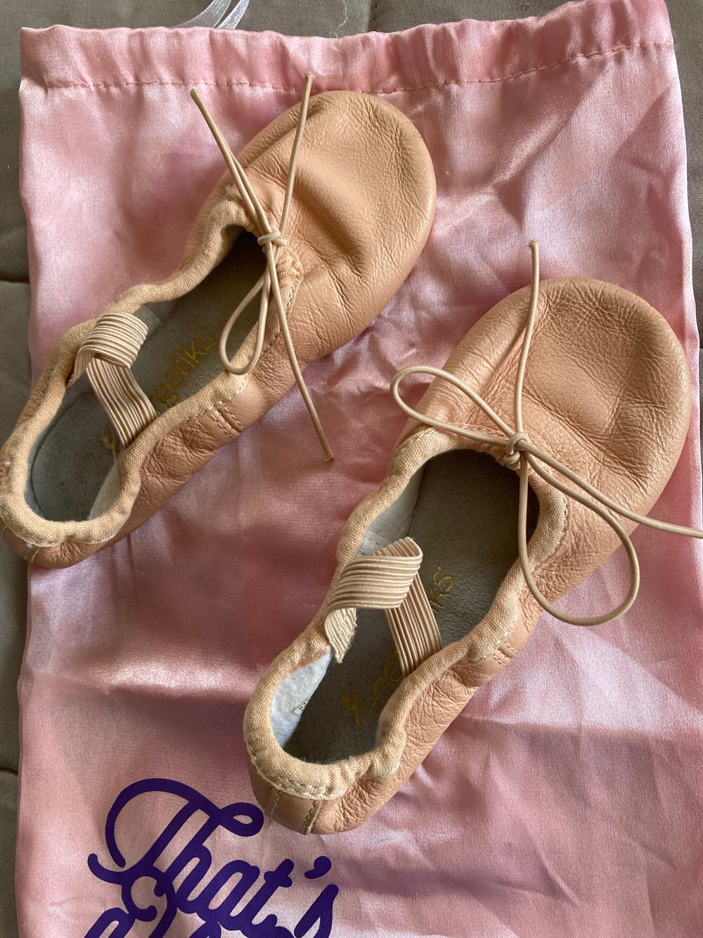 ENERGETIK'S ( HARPER ) - FULL SOLE BALLET SHOE - CHILDS SIZE 10B ( 17 cm )