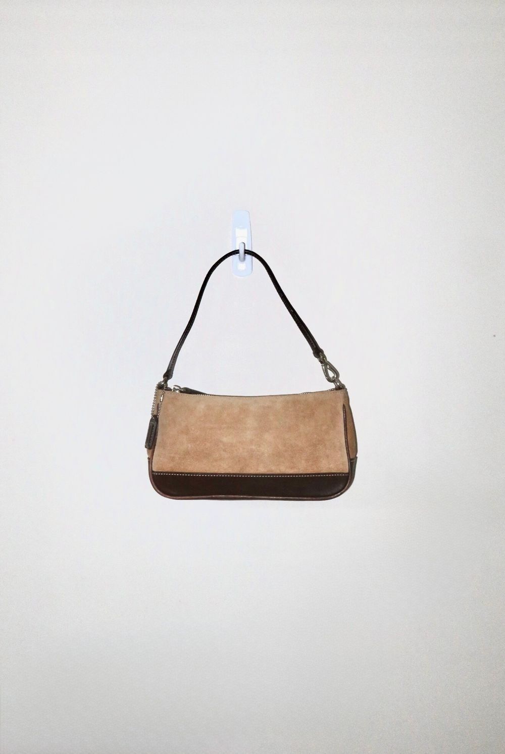 Vintage Y2K Dark Brown / Beige 2002 Coach Hampton Demi Baguette Shoulder Bag