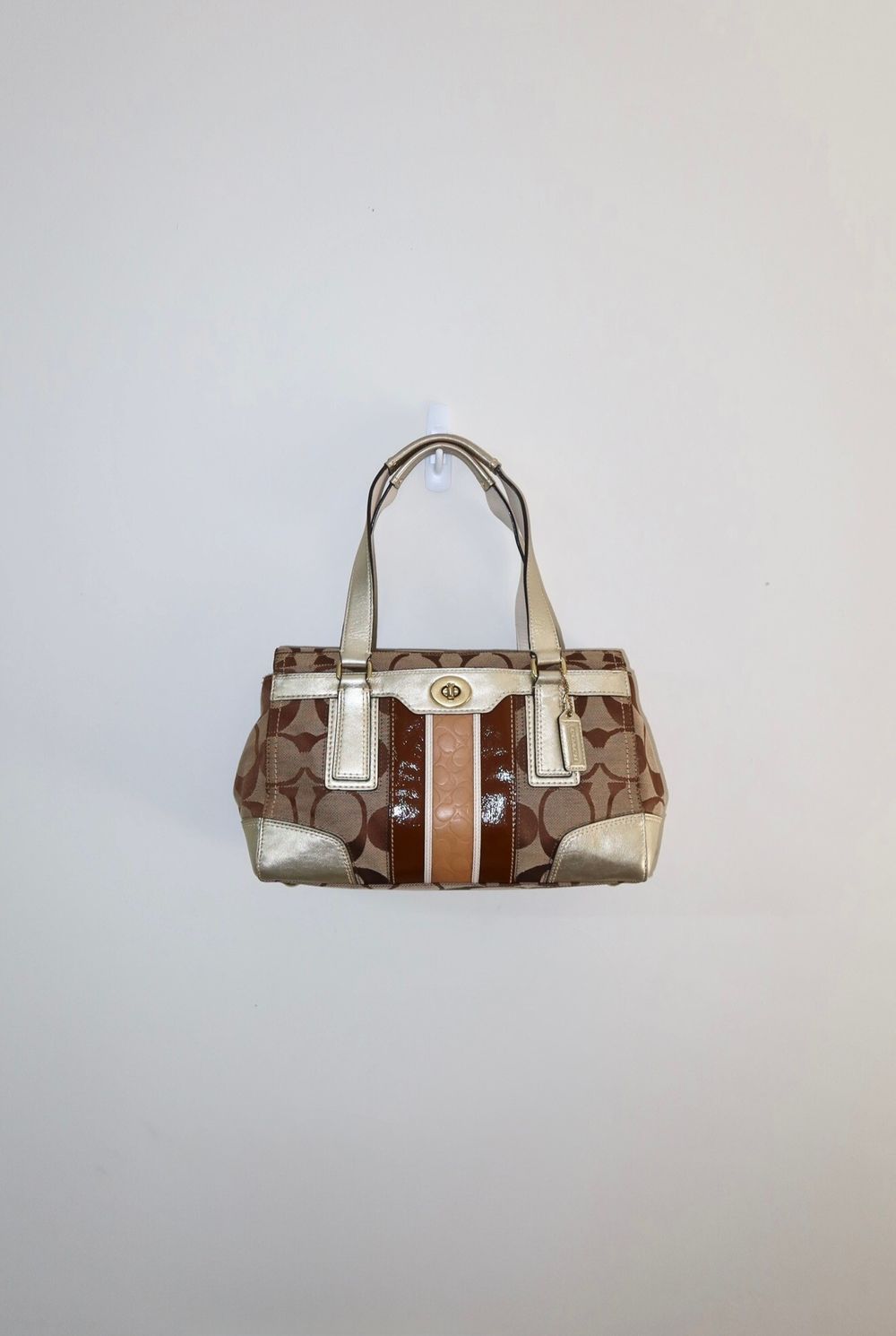 Vintage Y2K 2007 Gold/Brown Coach Hamptons Signature Striped Carryall Bag