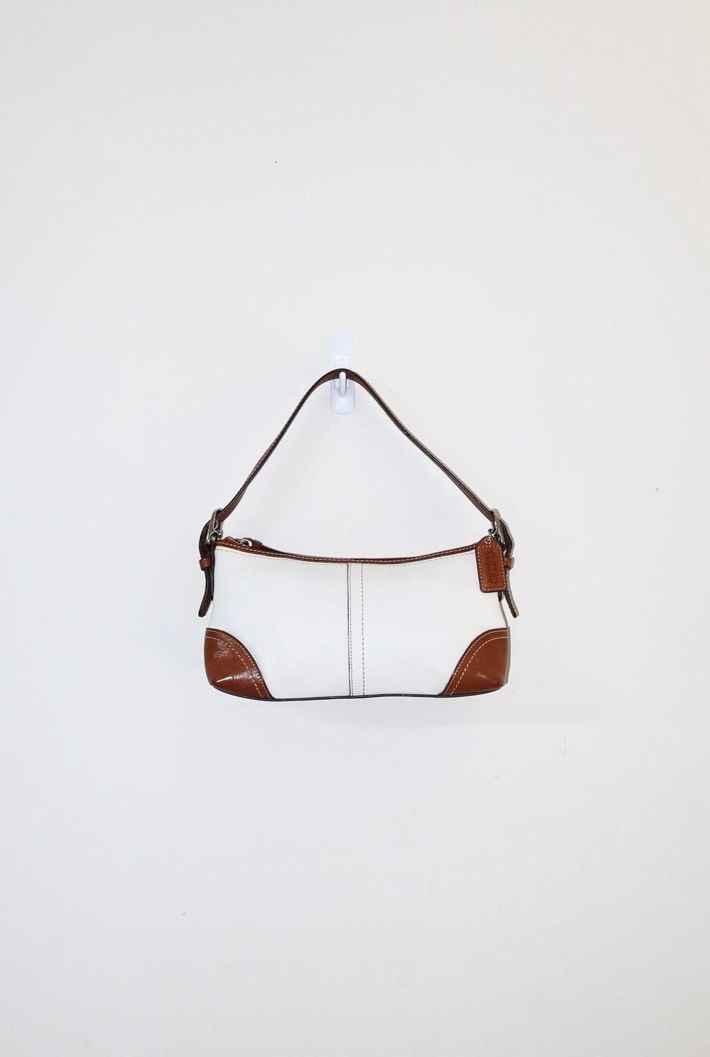 Vintage Y2K White/ Brown 2008 Coach East-West Demi Baguette Shoulder Bag