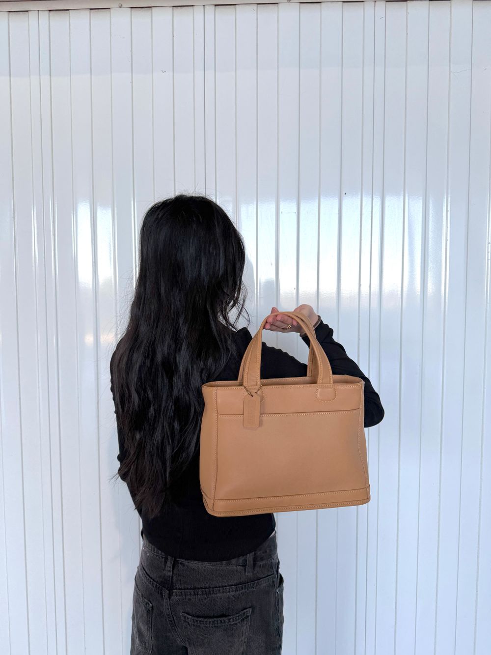 Vintage Y2K Coach 2001 Tan Brown Leather Bleeker Satchel Handbag.