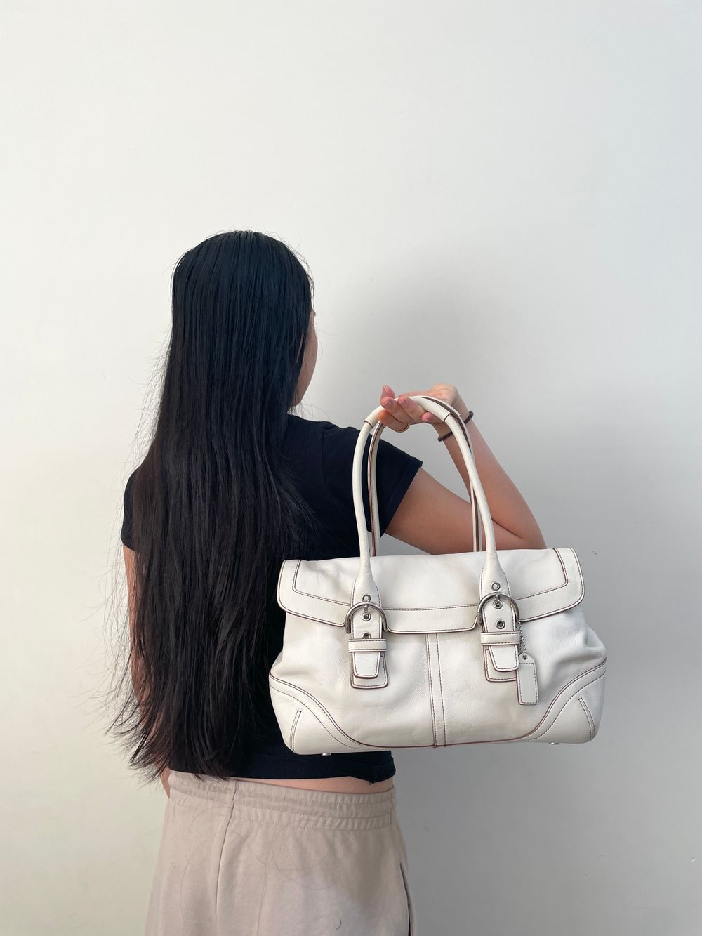 Vintage Y2K 2004 Coach White Leather Hampton Soho Hobo Satchel Shoulder Bag
