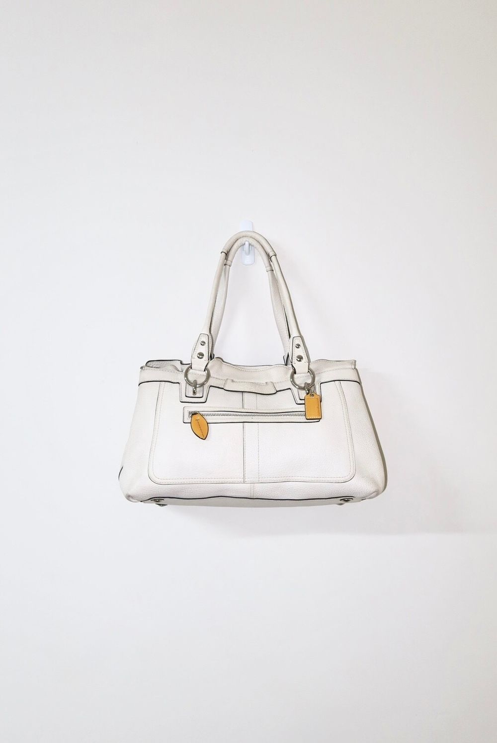 Vintage Y2K White 2008 Coach Penelope Pebble Leather Satchel Bag