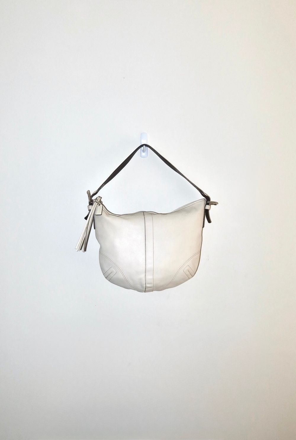 Vintage Y2K White 2005 Coach Soho Leather Large Hobo Bag
