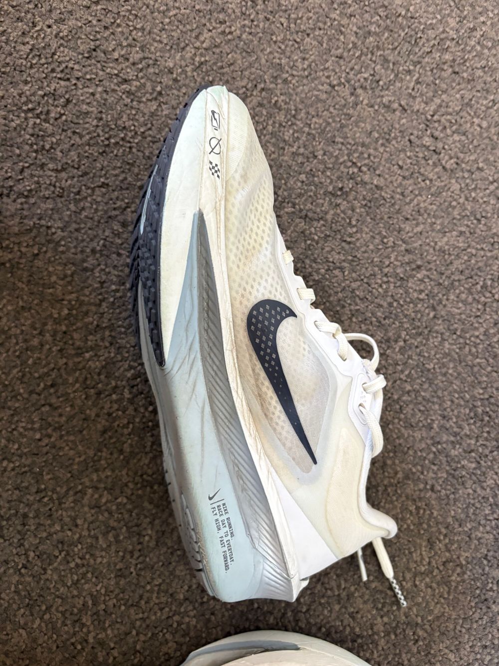 Nike Zoom Fly 6 Womens Shoes – White/Gridiron-Pure Platinum