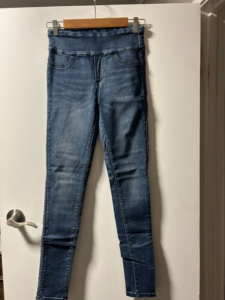 Decjuba Riley Skinny Blue Jeans