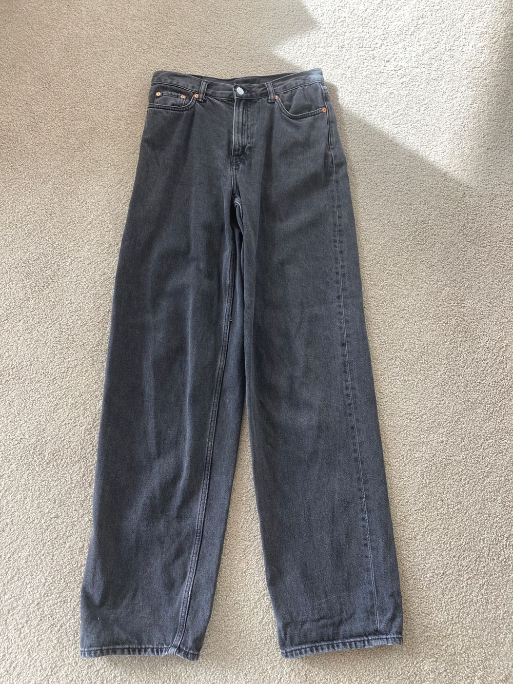 Weekday Black Rail Mid Loose Jeans
