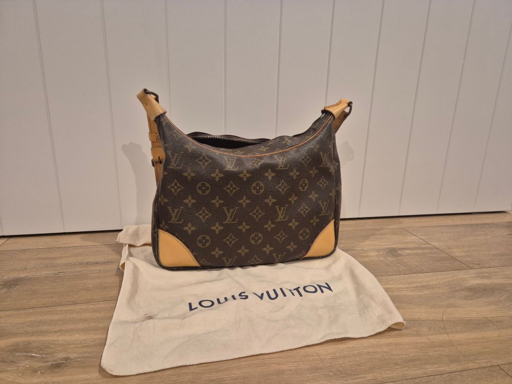 LOUIS VUITTON Monogram Boulogne 30 Shoulder Bag