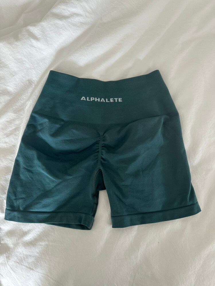 alphalete amplify shorts