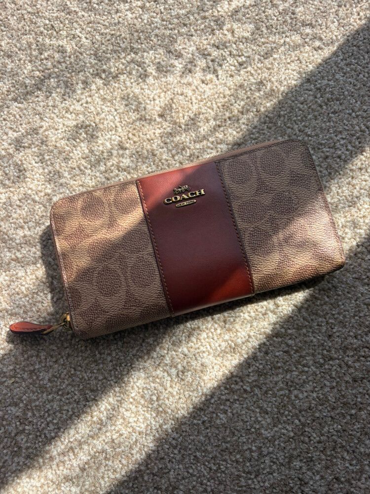 Coach wallet
