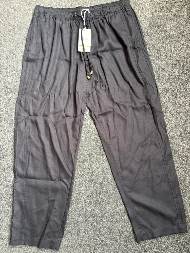 Max Black Ultimate Jogger Pants Size 14