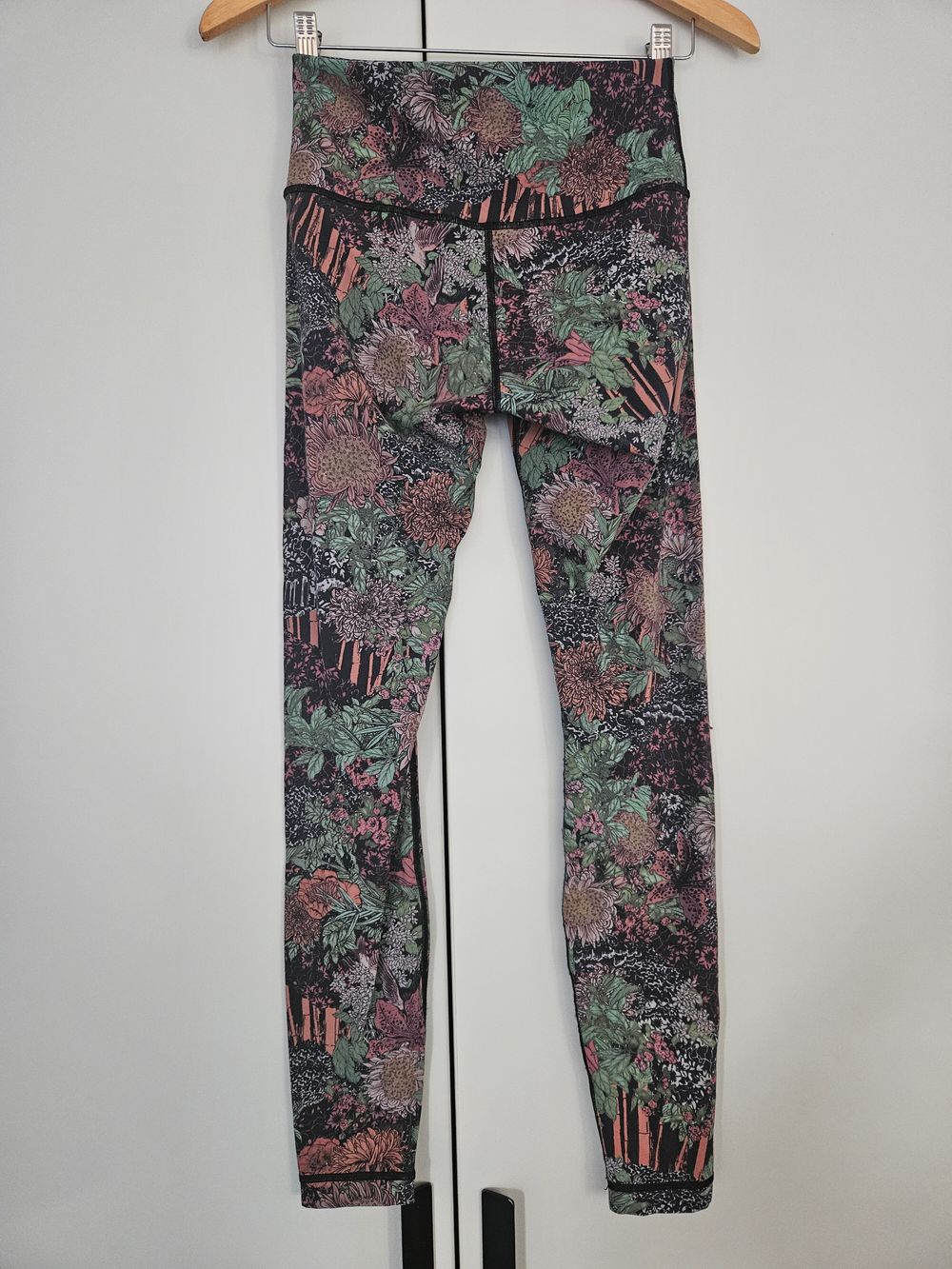 Pattered Leggings