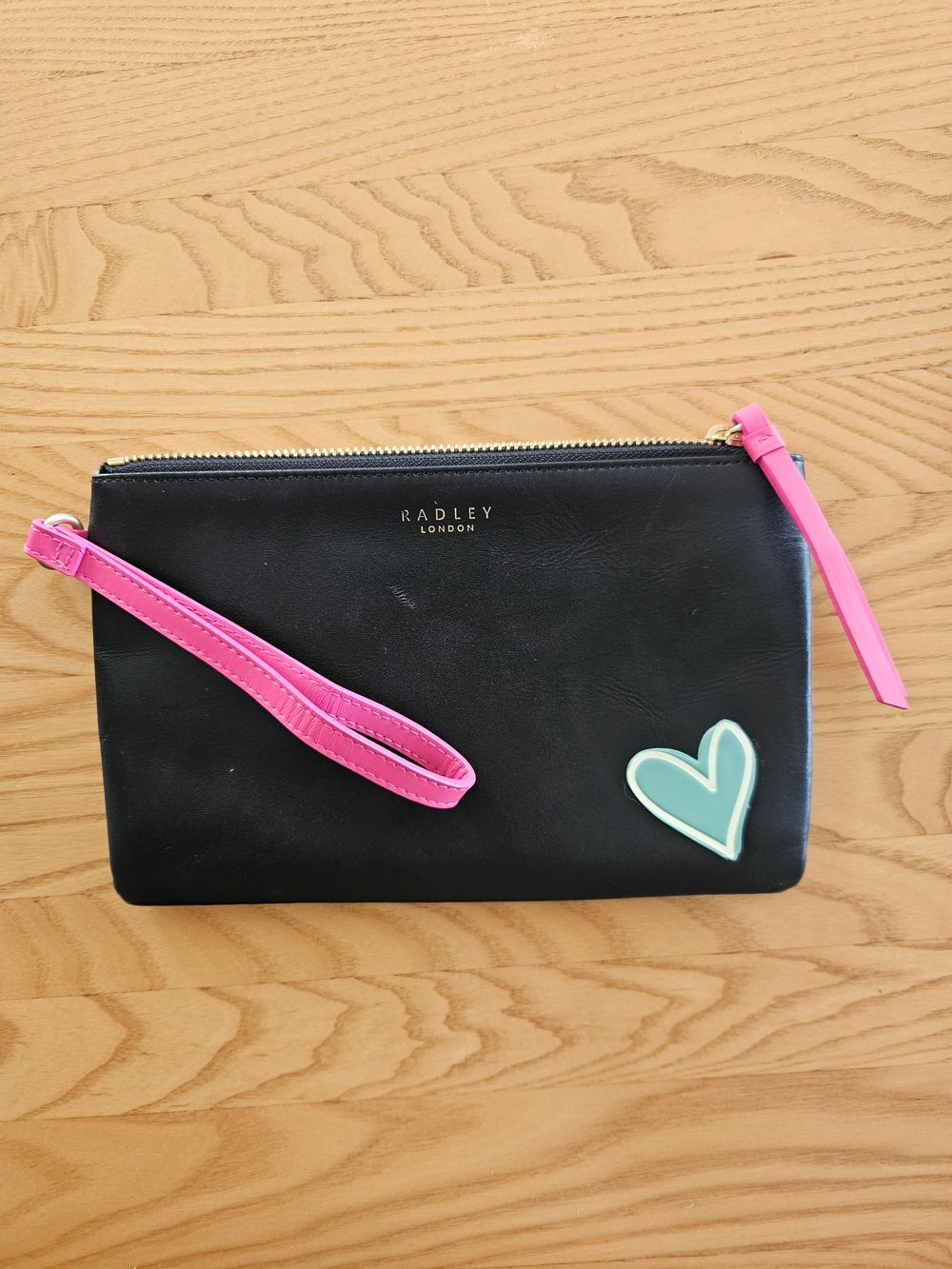 Leather Travel Wallet / Clutch