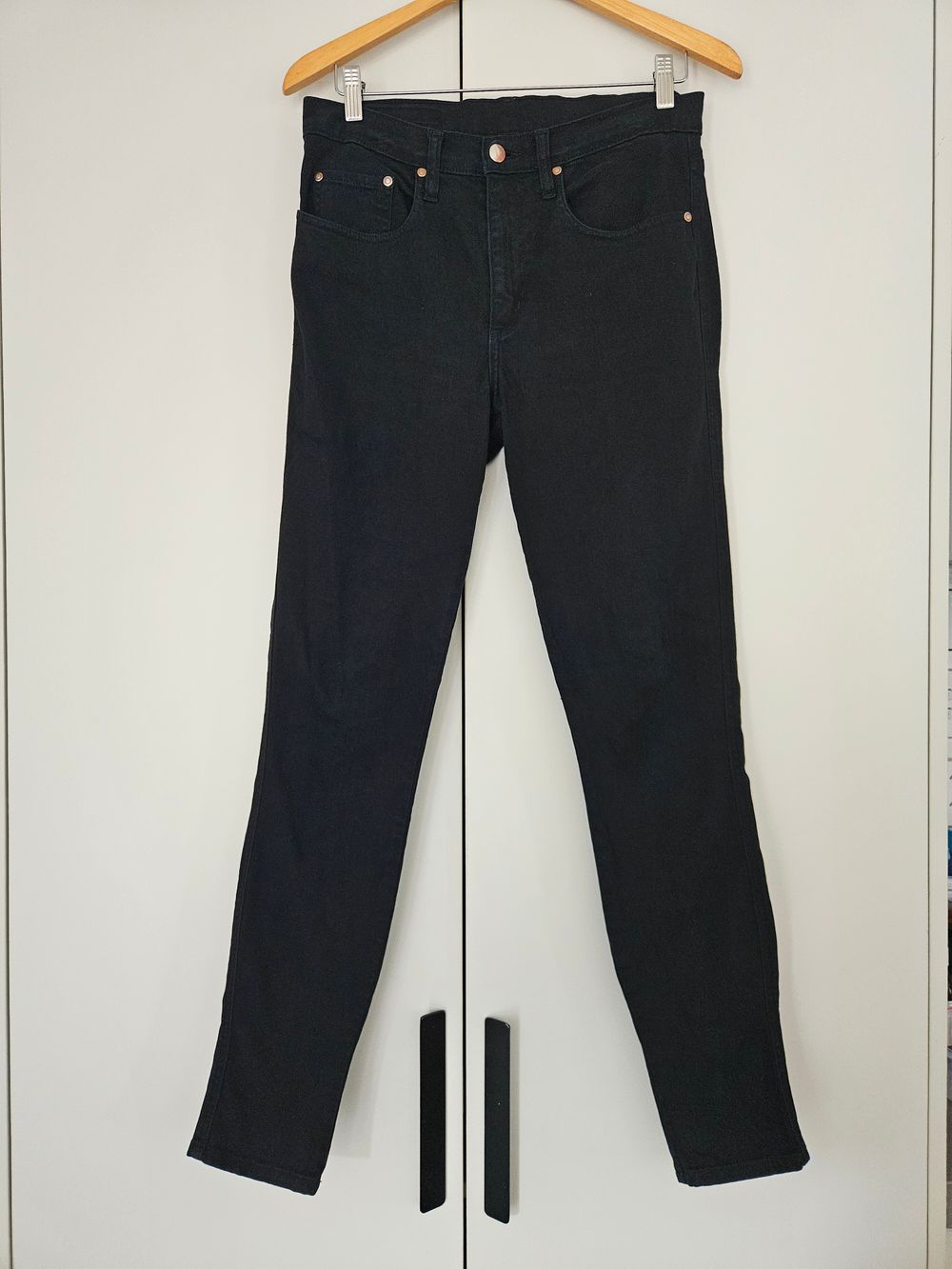 Black Skinny Jeans