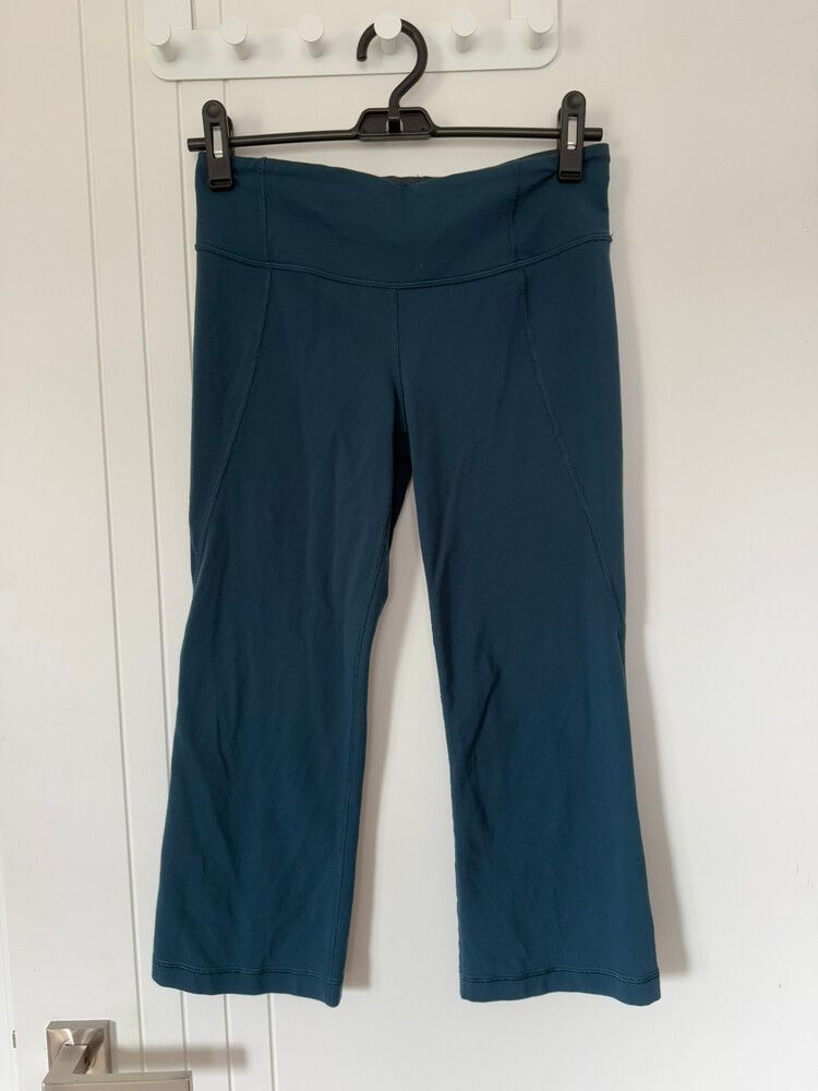 Lululemon 3/4 Yoga Pants
