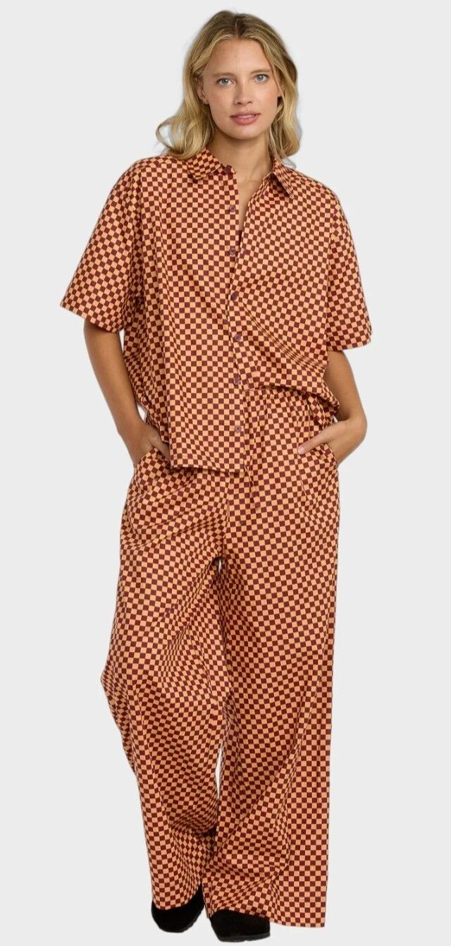 RVCA Set - Devon Shirt + Holiday Pant Set
