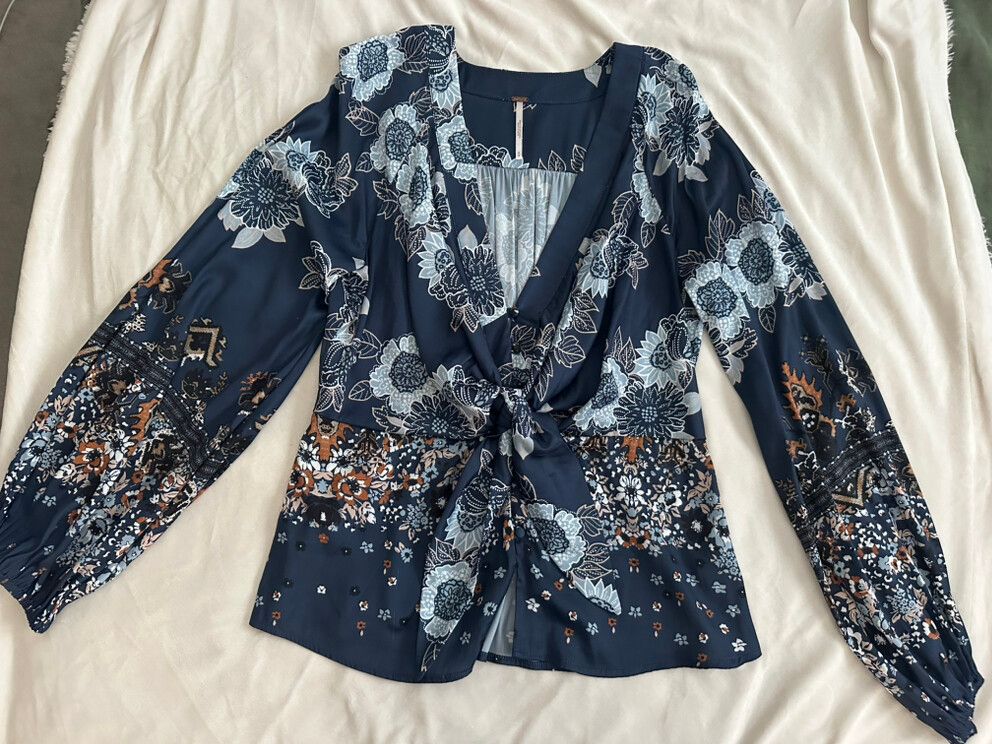 Free People Blue Floral Top Size M