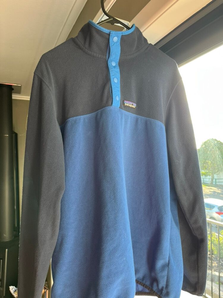 Patagonia Blue Black Fleece Jumper