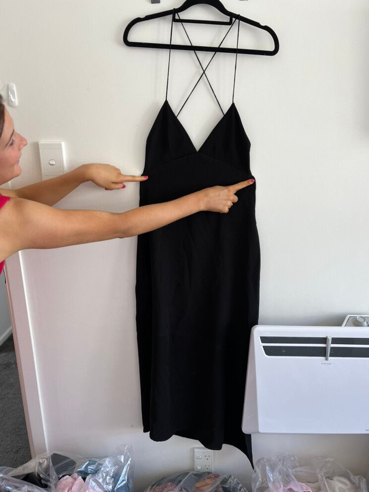 Maurie & Eve - Beautiful Backless dress on Designer Wardrobe Maurie & Eve - Beautiful Backless dress on Designer Wardrobe