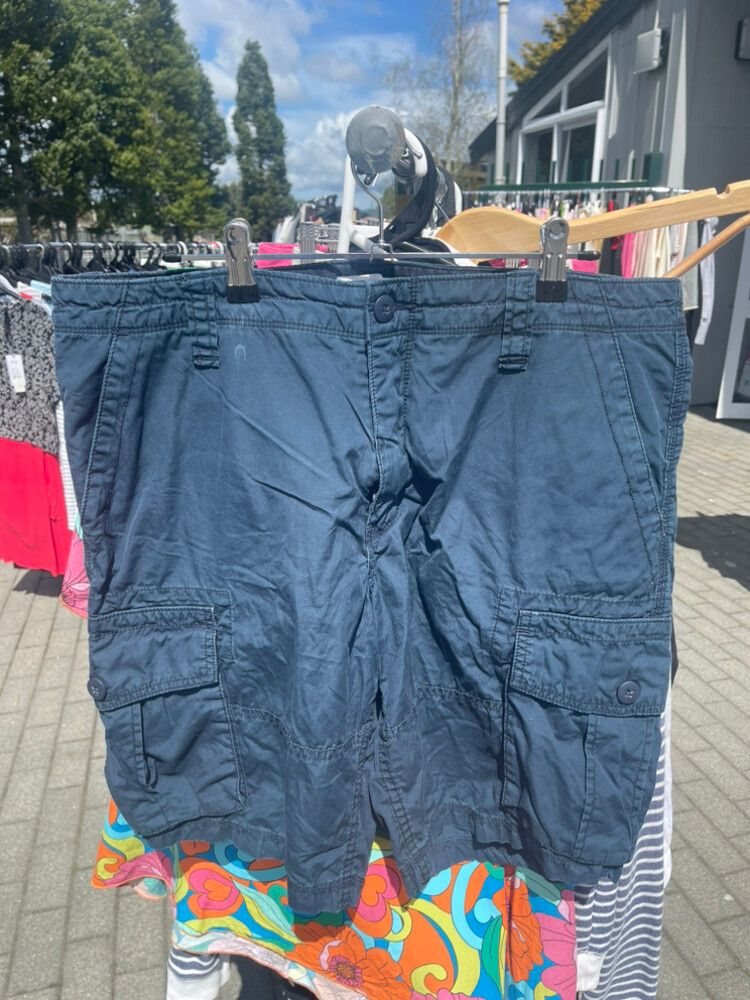 Country Road Shorts -size 36
