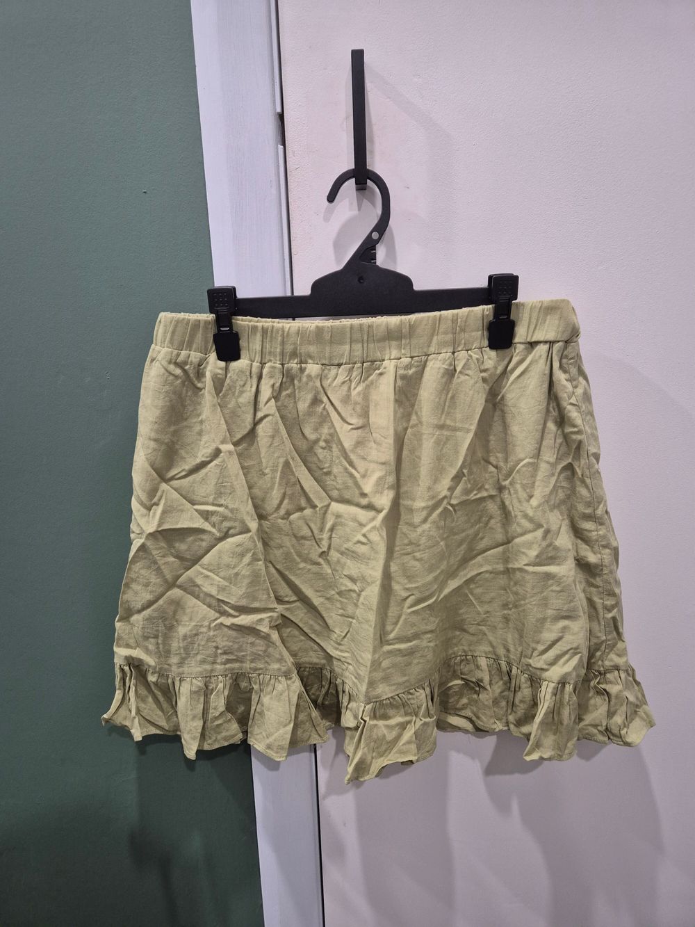 Green skirt