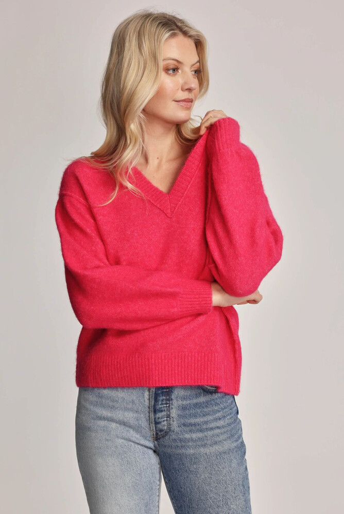 Max The Luxe Whisper V Neck Sweater