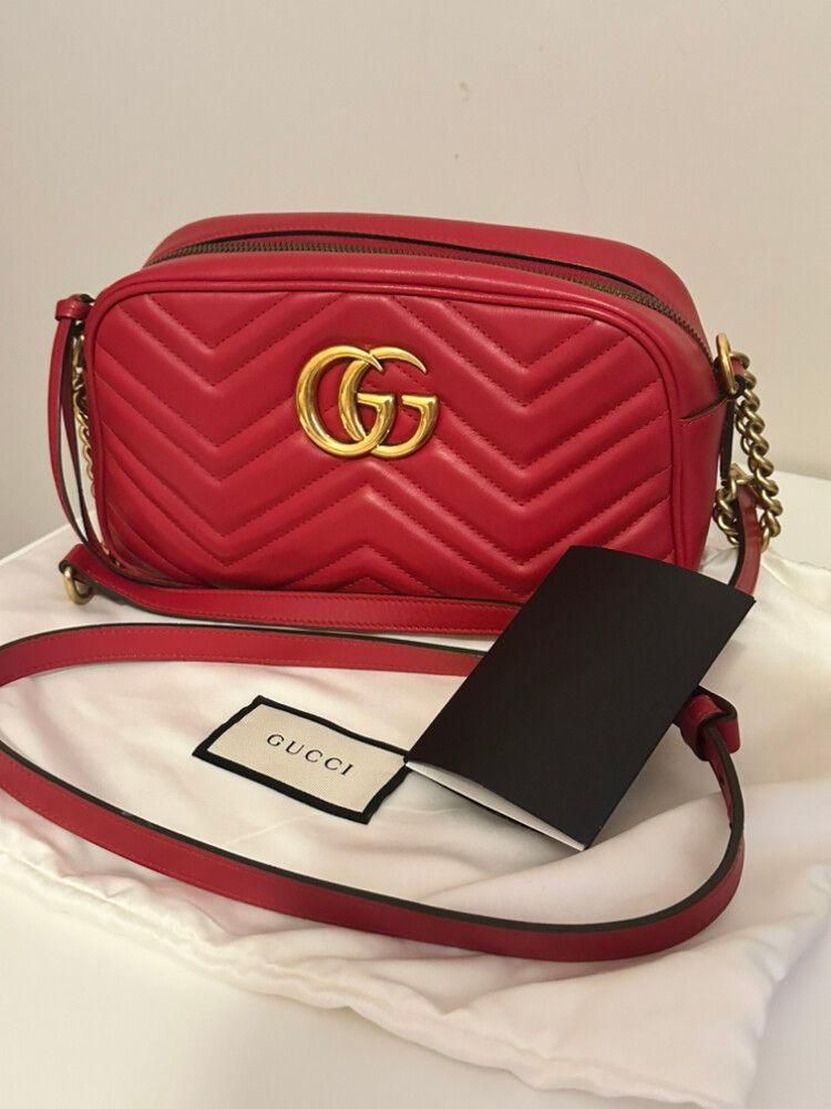 Gucci GG Marmont Small Camera Bag Red