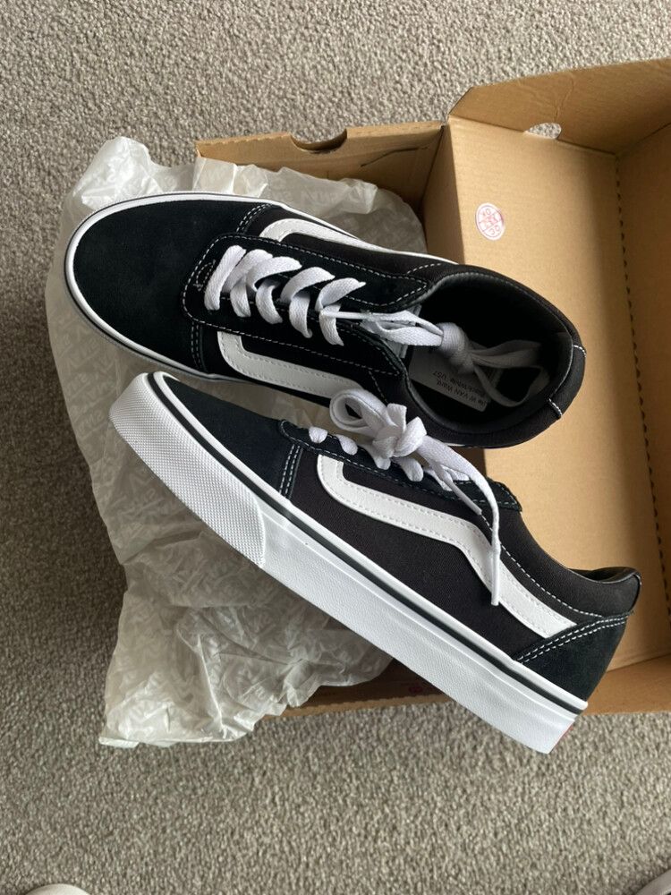 Vans Ward Sneakers