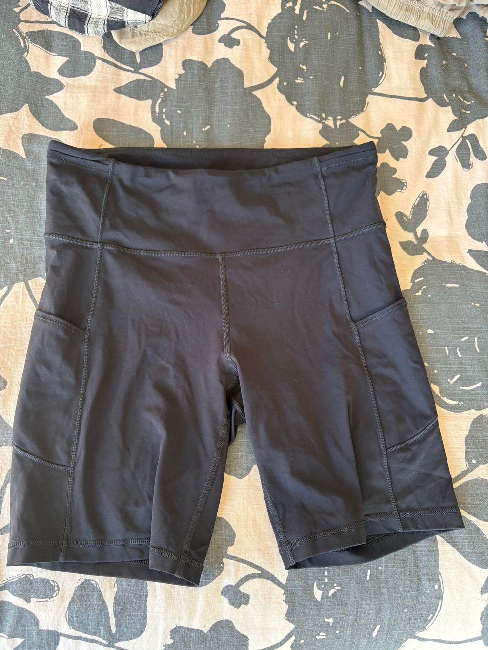 fast and free 8 inch shorts