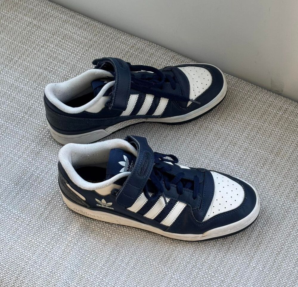 Adidas Forum Low Sneakers