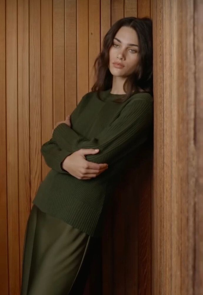 Moochi Point Sweater Khaki L