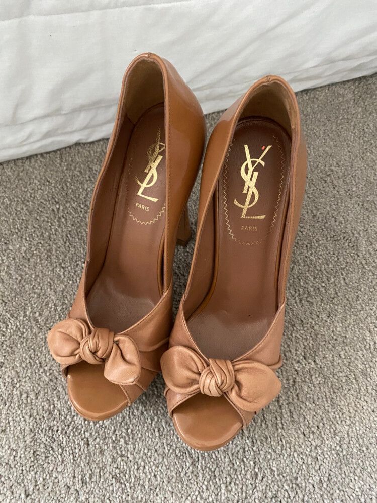 YSL Yves Saint Laurent Palais 105 Platform Heel in Clay Pink