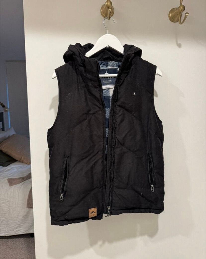 Black Huffer Puffer Jacket