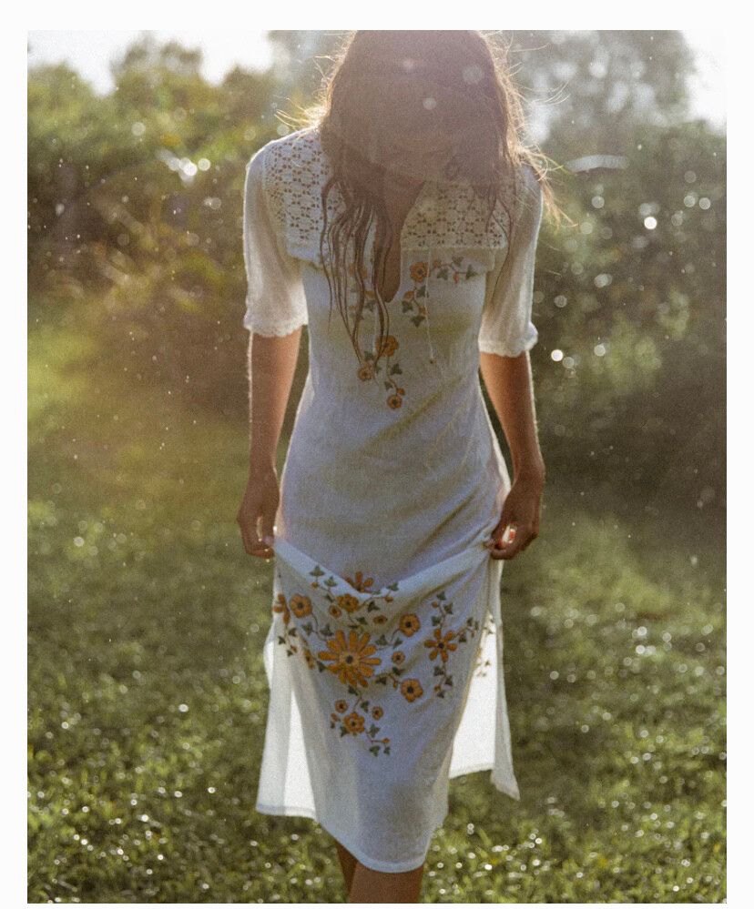 Golden Brown The Label - Beautiful Golden Brown Dress NWT on Designer Wardrobe Golden Brown The Label - Beautiful Golden Brown Dress NWT on Designer Wardrobe