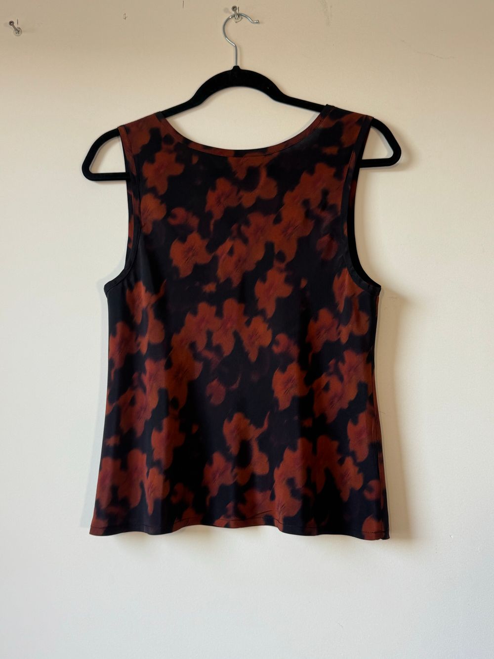 Alpha 60 floral singlet