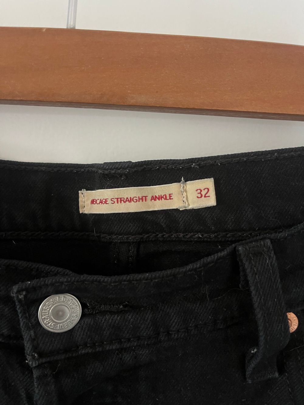 Levi's Ribcage Straight Ankle Black Jeans