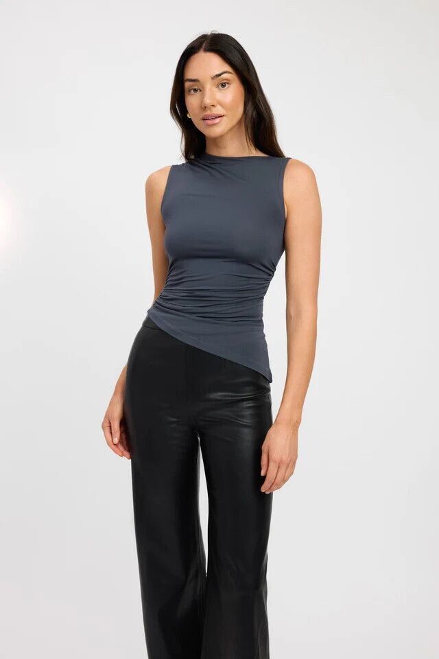 Alannah Top in Titanium