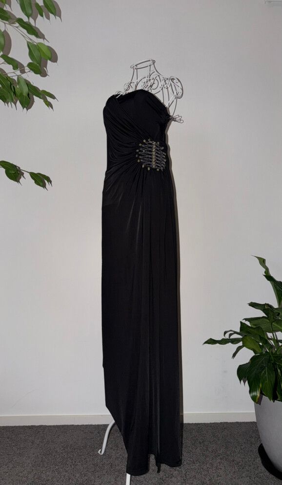 Black One Shoulder Stretch Formal Gown