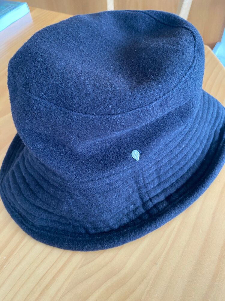 Helen Kaminski Black Bucket Hat