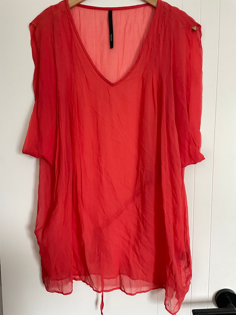 > LUXE SILK TUNIC <