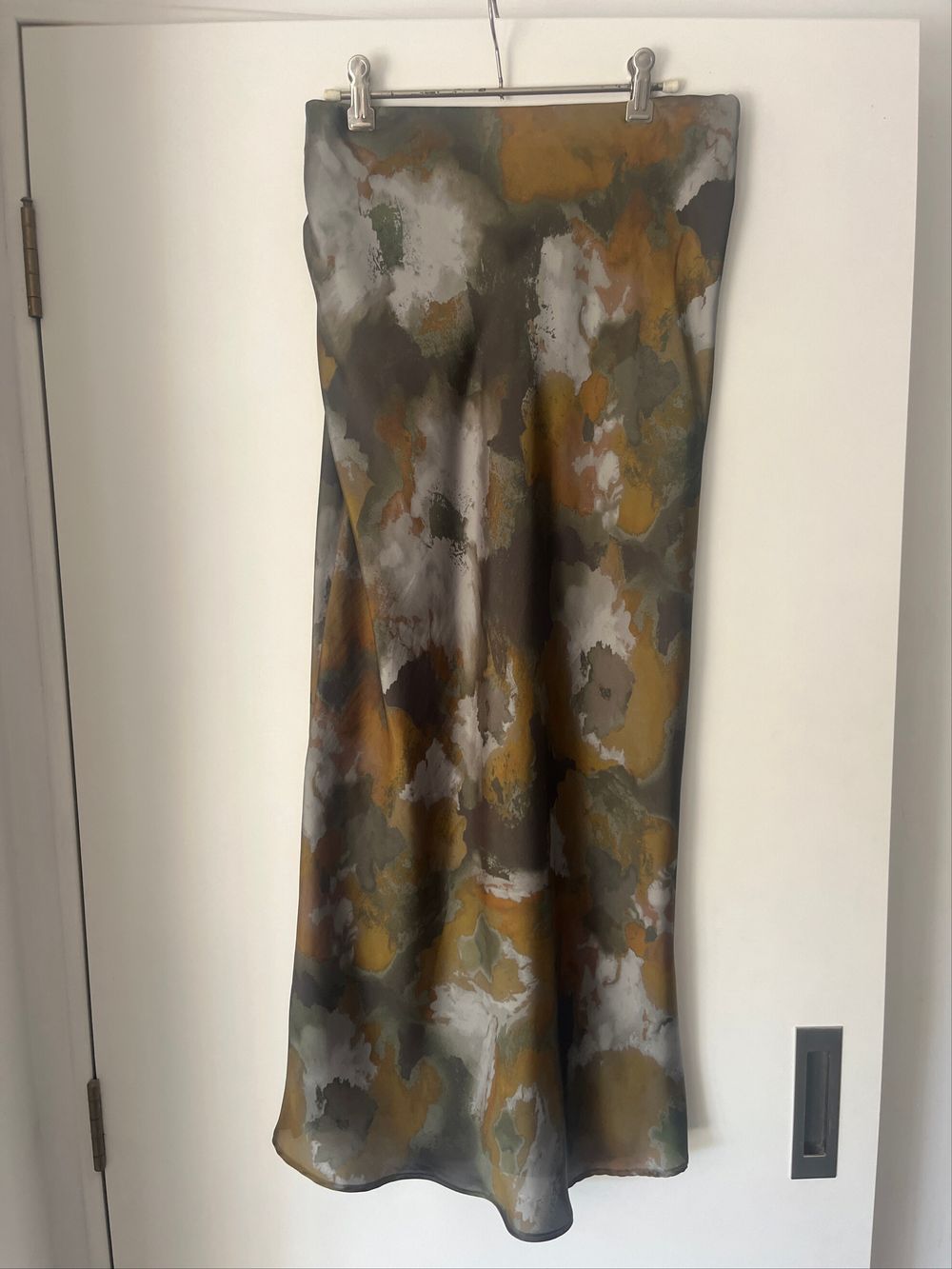 Zara Satin  Print Midi Skirt