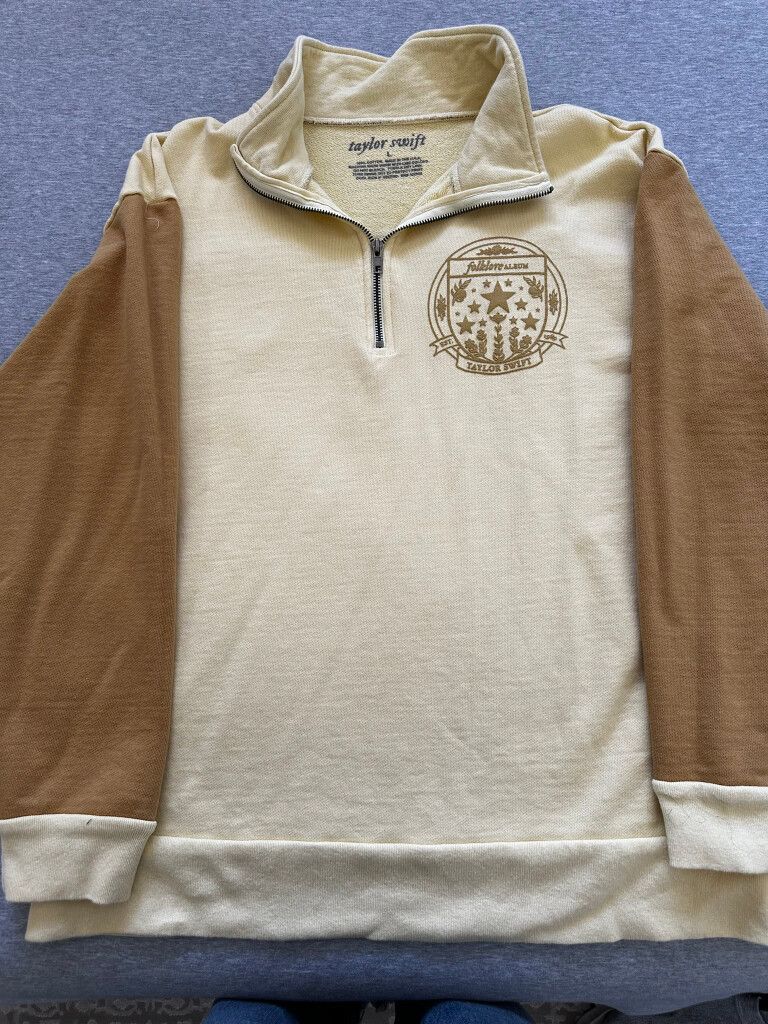 Taylor Swift folklore album Jumper
