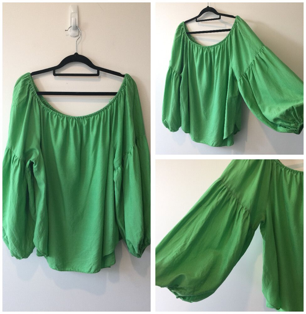 •Witchery • Beautiful Green Linen Blend Top/ Puff Sleeves