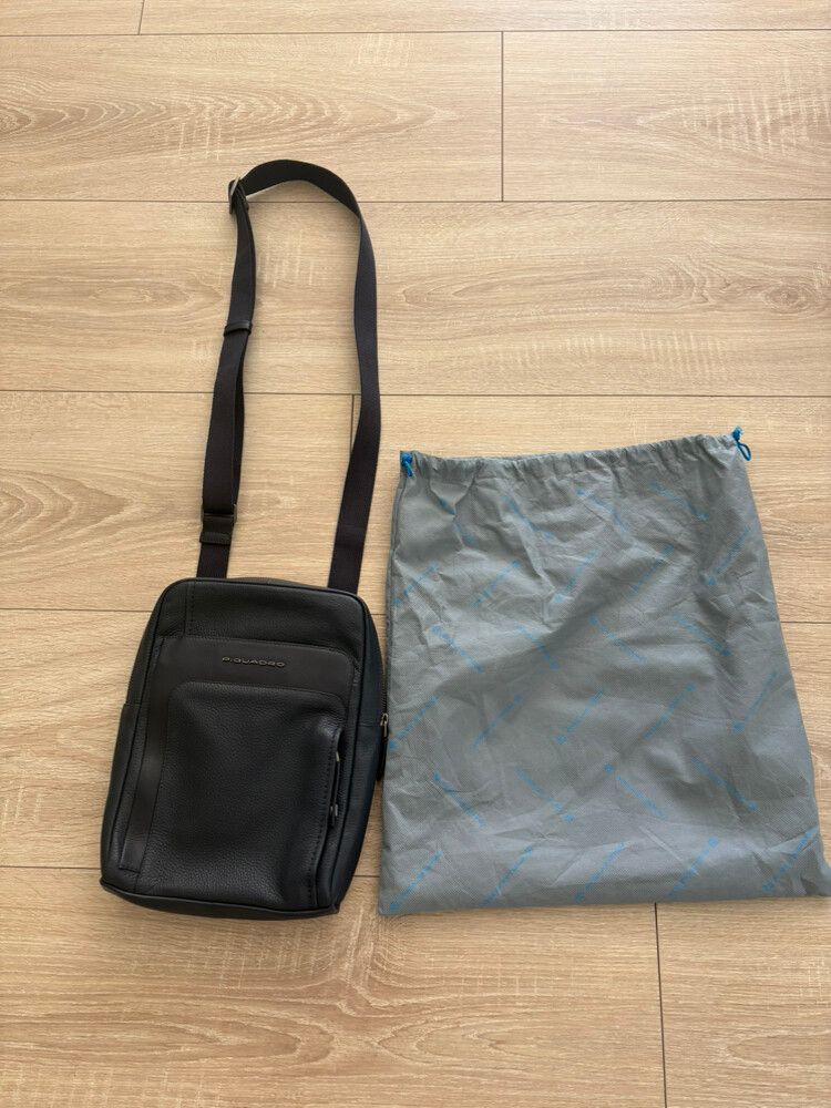 Men’s cross Body bag